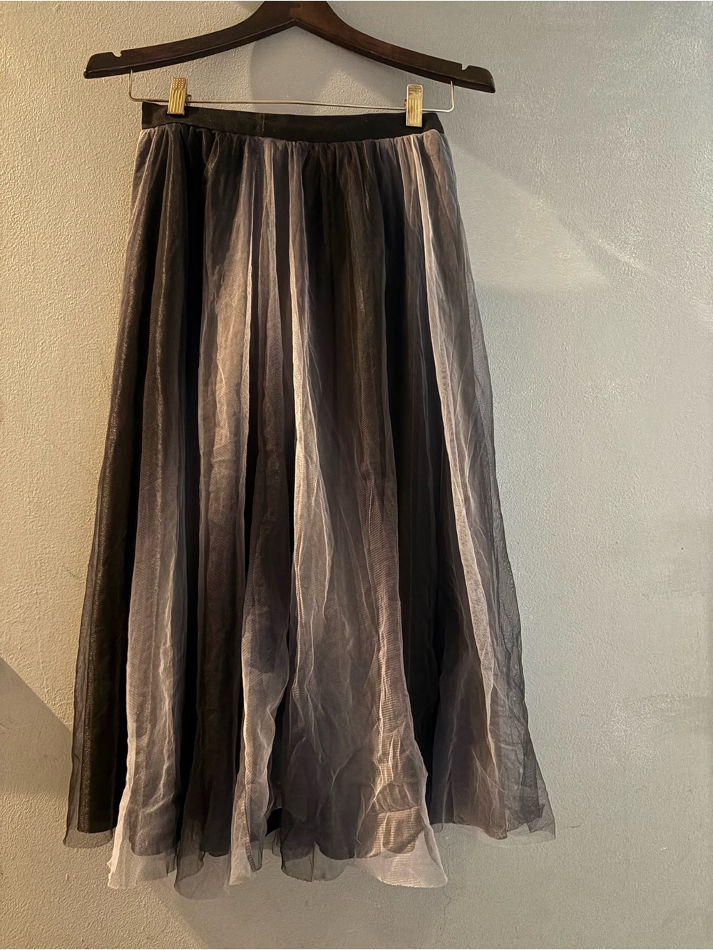 Women's Sheer Gradiant Layered Midi Skirt - Black and Gray